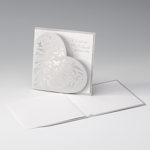 Hochzeitskarte silber-perlmut-metallic mit Herz-Formstanzung