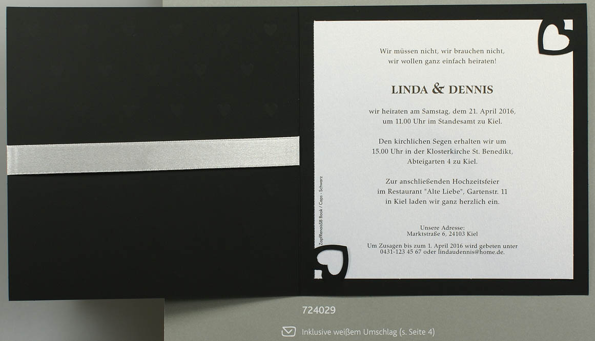 Hochzeitskarte schwarz mit goldgeprägten, glänzenden Herzen
