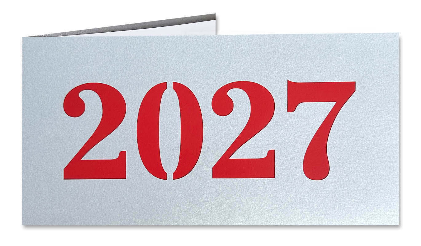 Silberne Neujahrskarte aus "Glamour" Metallic-Karton mit Laserstanzung 2027 und rotem Einlegeblatt