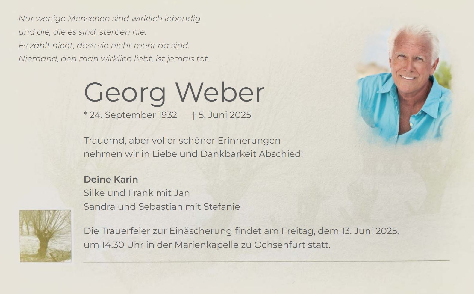 Einseitige Trauerkarte aus cremeweißem Designkarton. Im hellen Wasserzeichen-Hintergrund sind mehrere Kopfweiden Bäume am Ufer eines Baches zu sehen.