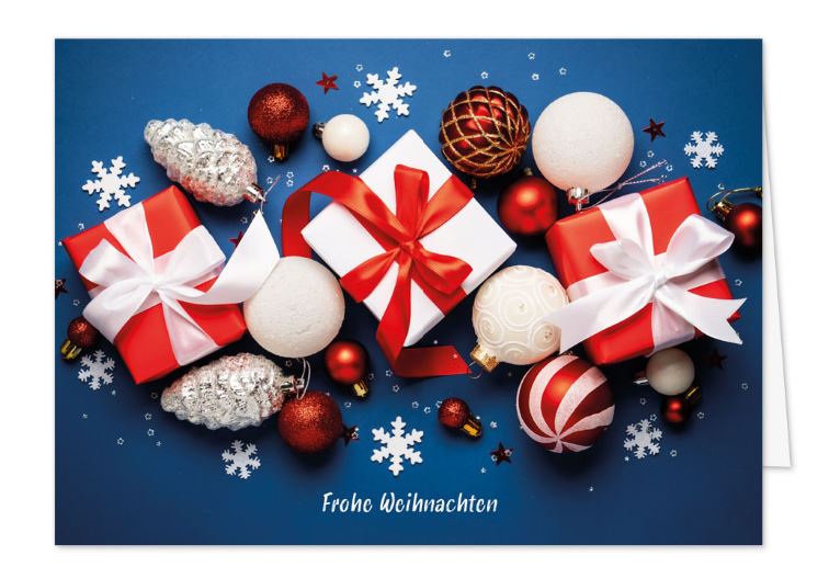 Weihnachtskarte „Festlicher Geschenketraum“ in Blau mit Geschenken, Weihnachtskugeln und Tannenzapfen