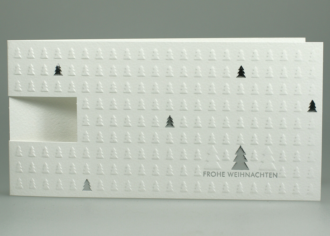 Weihnachtskarte creme mit Fensterausschnitt Logokarte silber