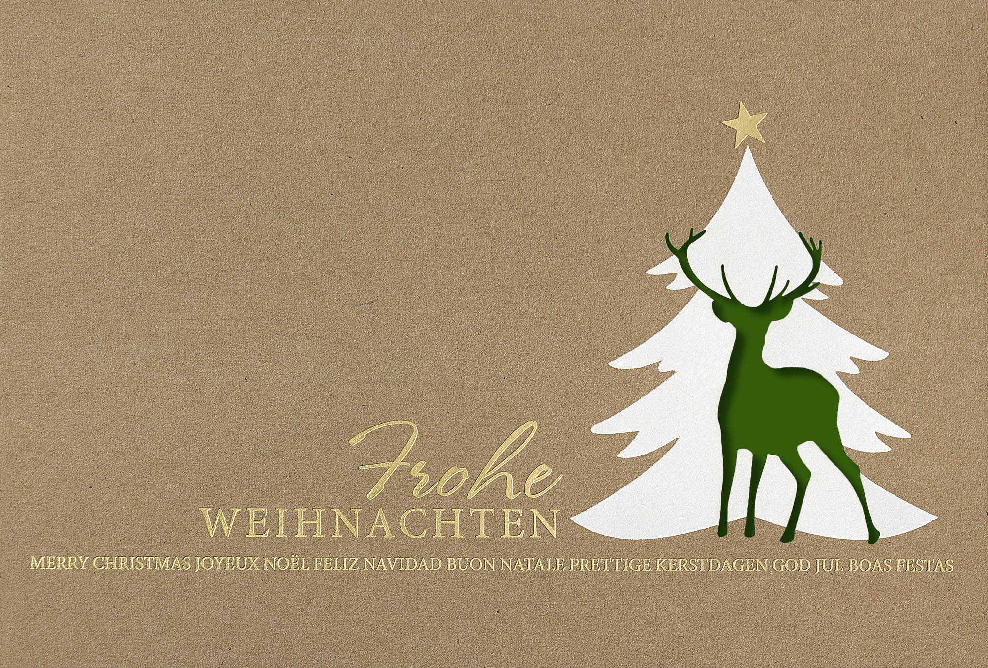 Naturbraune Stanz-Weihnachtskarte mit internationalen Weihnachtsgrüßen und dunkelgruenem Einleger