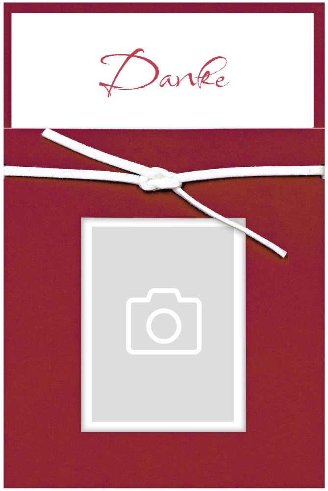 Foto-Passepartout-Dankkarte zum Geburtstag, weinrot mit weißem Einleger und Bändchen