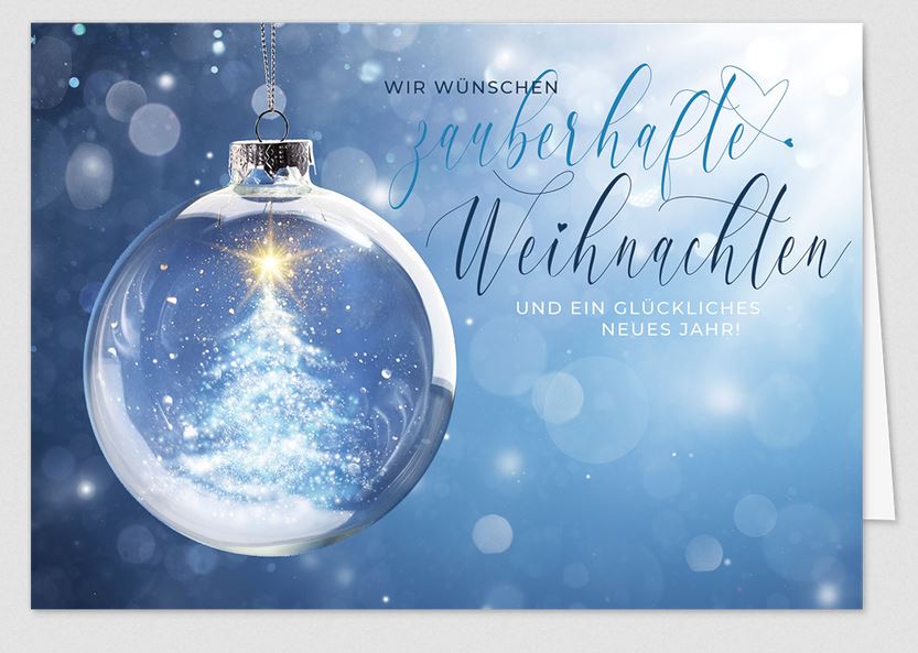 Zauberhafte Weihnachtskarte "Winterkugel" mit verschneitem Baum in Glaskugel