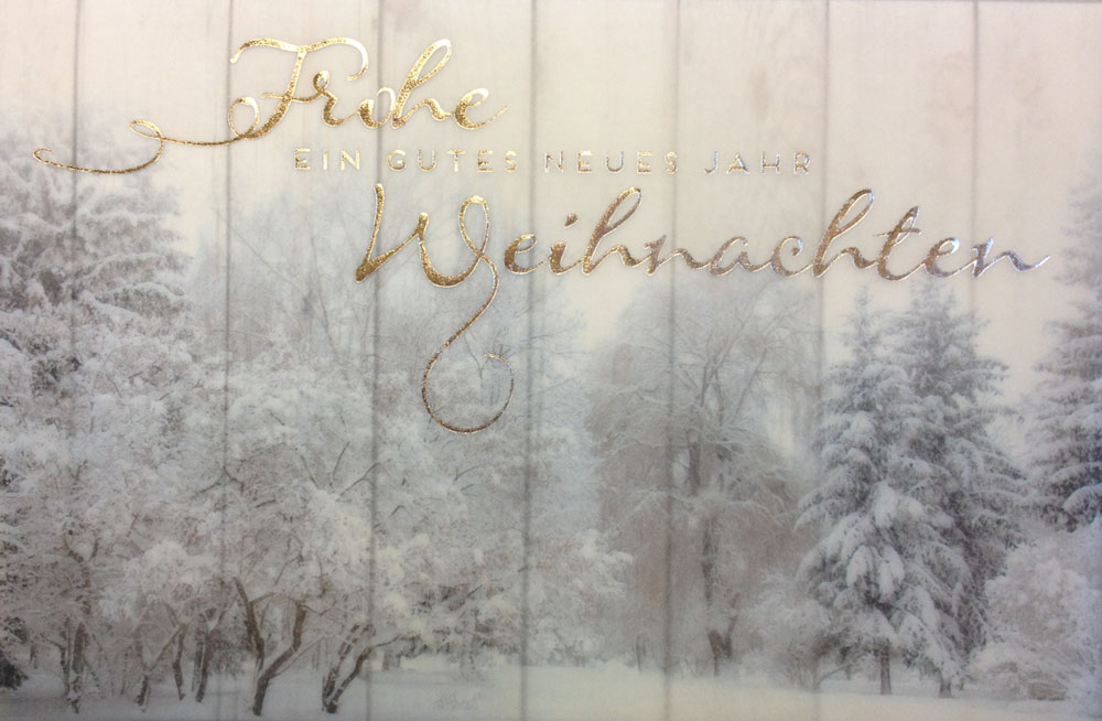 Weihnachtskarte mit verschneiter Winterlandschaft & Holzdekor