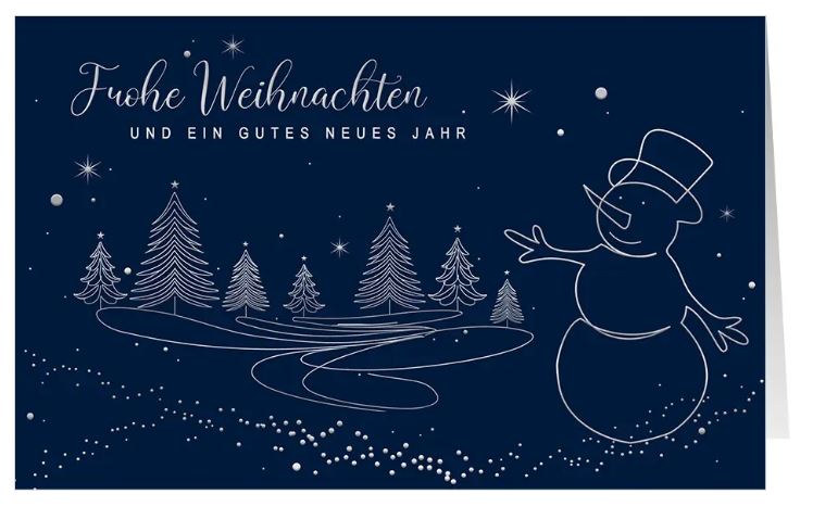 Nachtblaue Festtagskarte "Winterzauber" mit fröhlichem Schneemann und Tannenbäumen unter einem Sternenhimmel