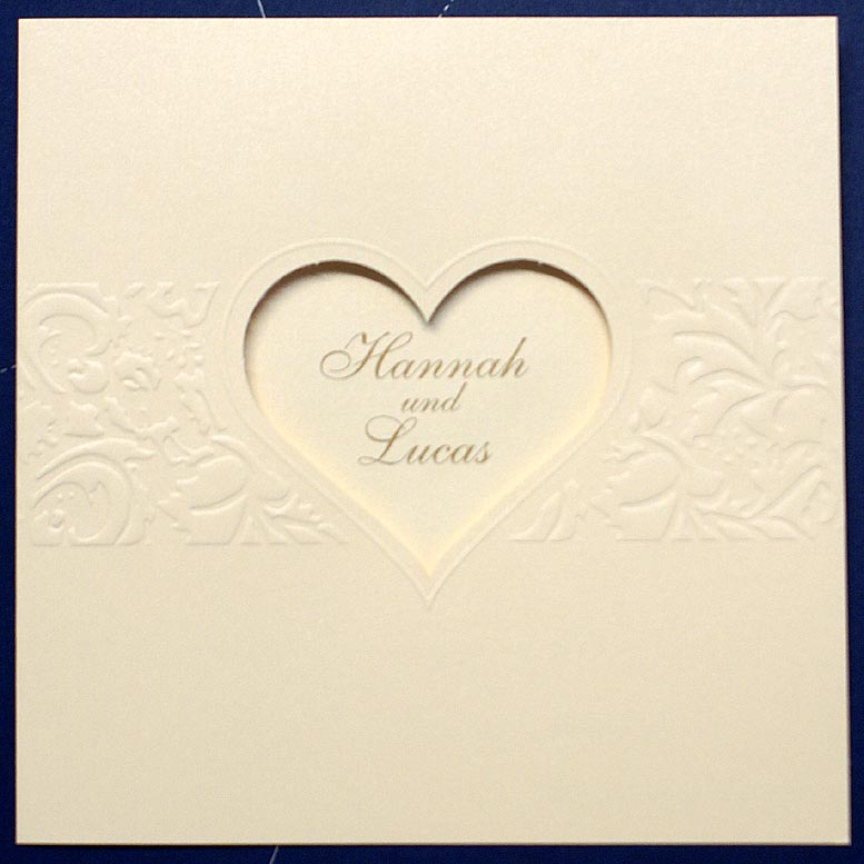 Hochzeitskarte fc481587 beigemetallic Reliefprägung Herzstanzung