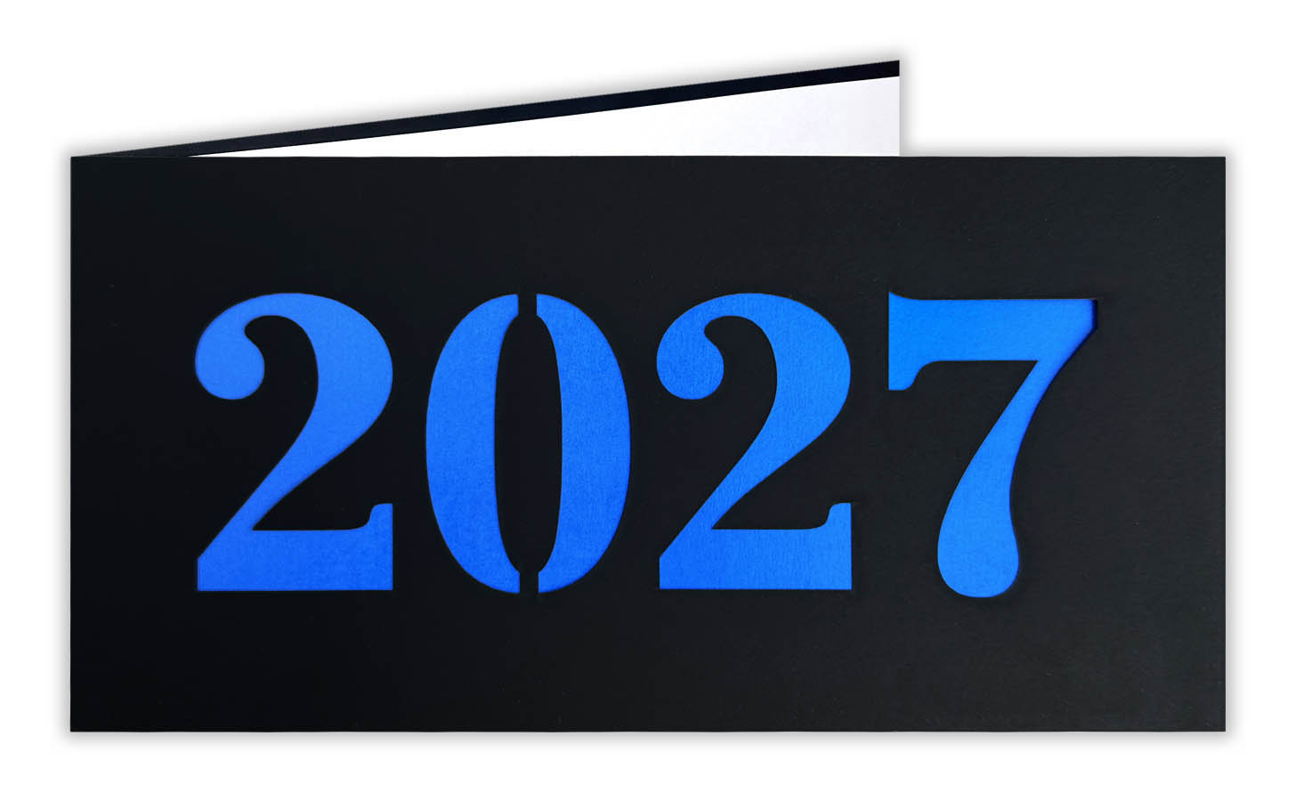 Mattschwarze Neujahrskarte mit Laserstanzung 2027 und blauem Einleger