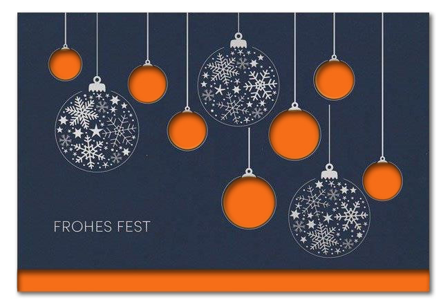 Elegante Weihnachtskarte in Blau mit silbergeprägten Weihnachtskugeln und "Frohes Fest", Einleger orange