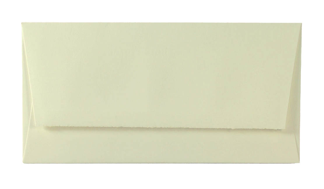 beigefarbener Büttenpapier Briefumschlag im DIN lang Format 22x11 cm