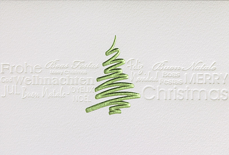 Weihnachtskarte creme mit mehrsprachigen Wünschen Baum grün