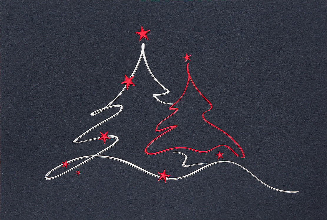 Weihnachtskarte nachtblau mit Weihnachtsbäumen rot und silber