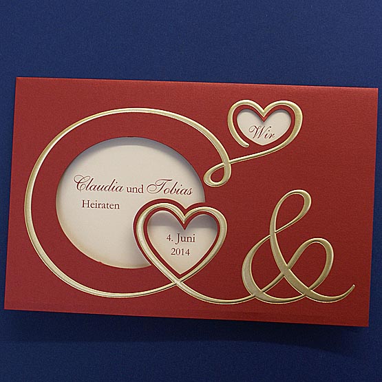 Hochzeitskarte weinrot mit goldener Herz & Reliefprägung