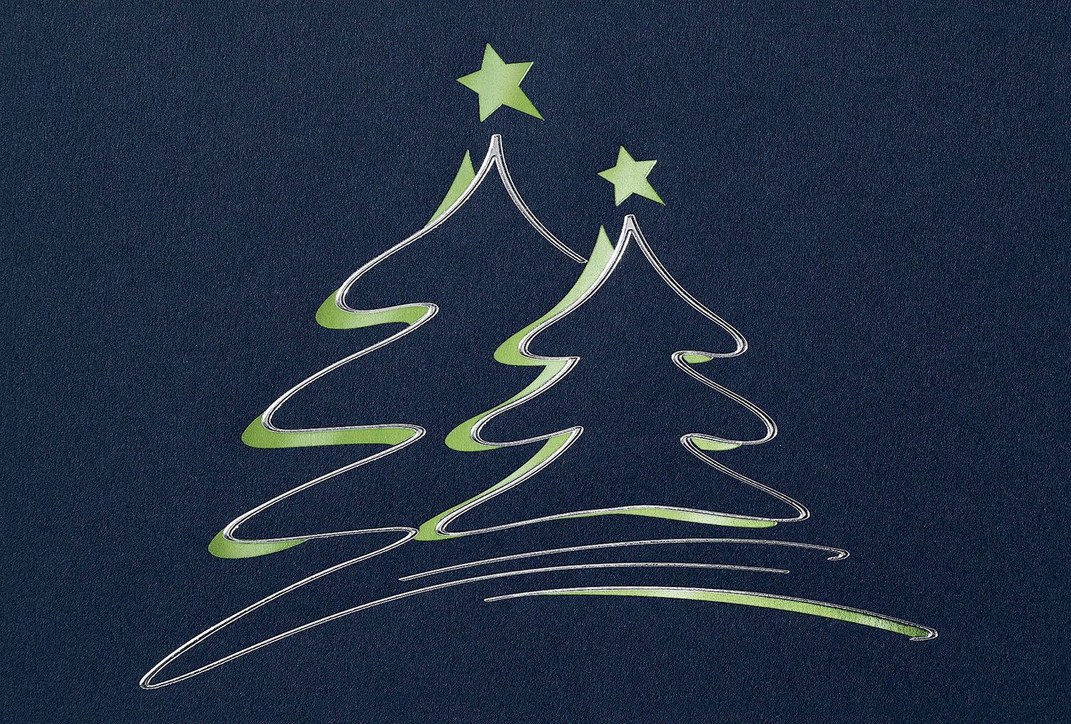 Weihnachtskarte nachtblau mit zwei abstrakten Weihnachtsbäumen mit zweifarbiger Metallfolienprägung