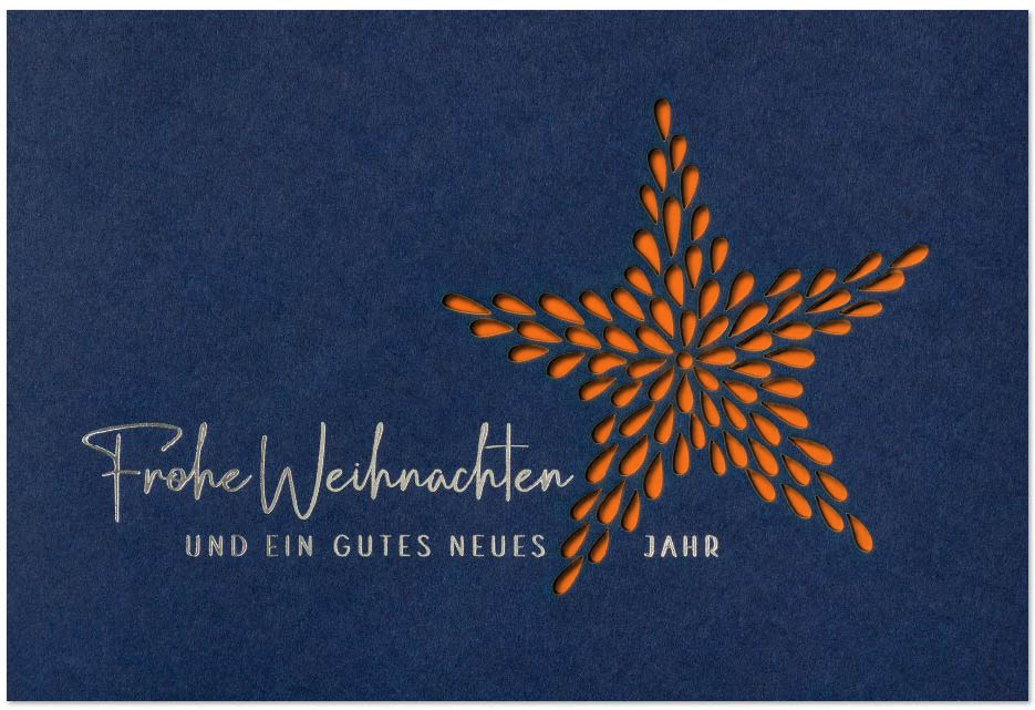Blaue Laser-Weihnachtskarte mit silberner Prägung und filigraner Laserstanzung eines Sternes, Einleger orange