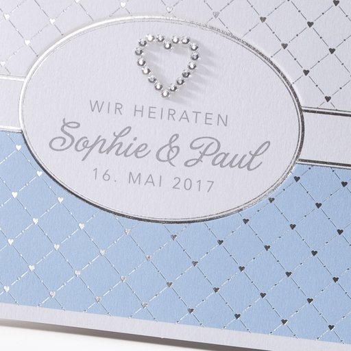 Hochzeitskarte weiß - blau - silber mit Herz aus Strasssteinchen