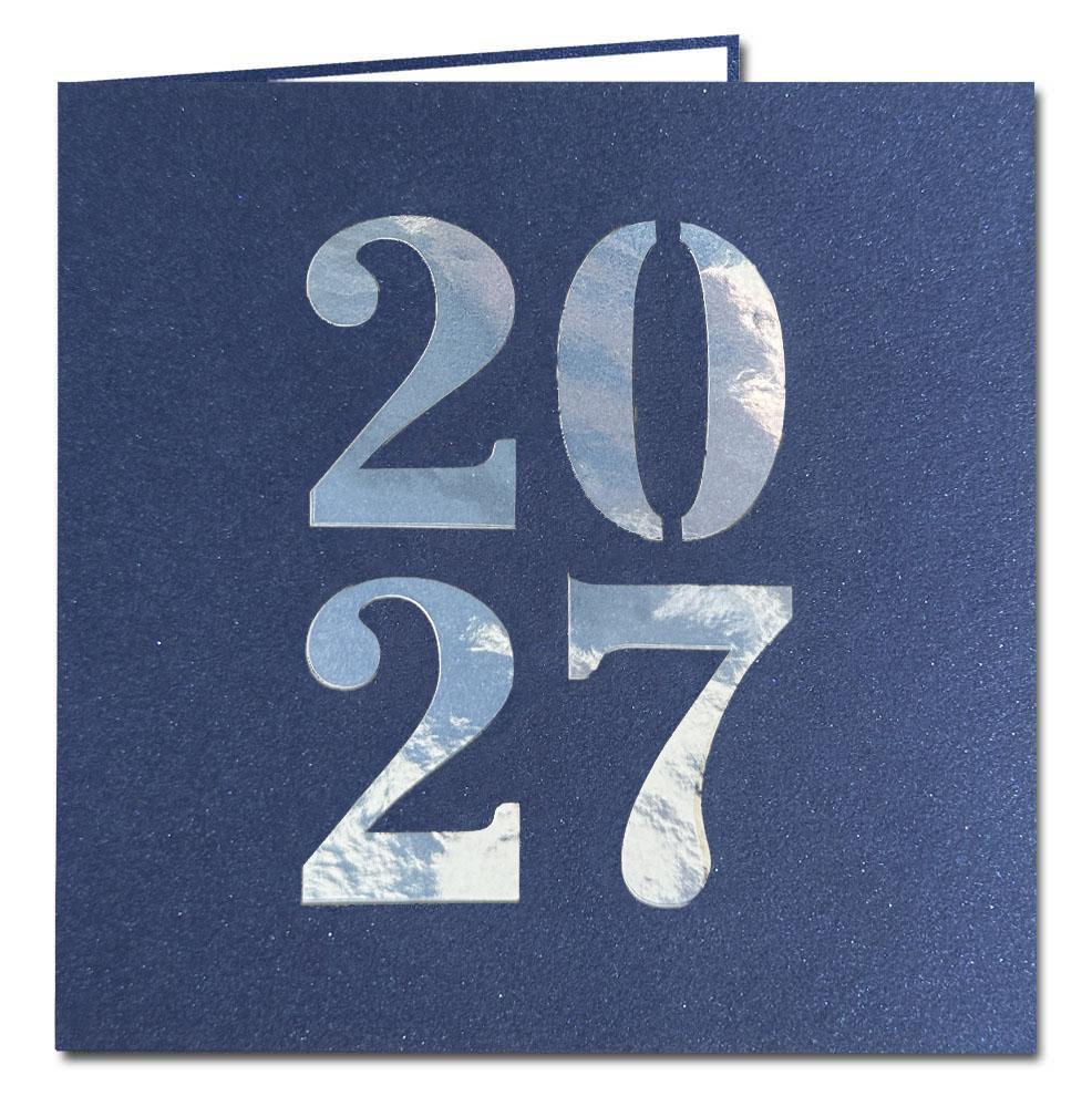 Blaue Metallic-Neujahrskarte mit Laserstanzung 2027 und silbernem Einlegeblatt