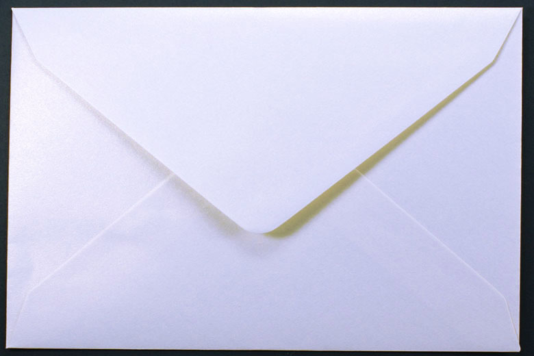 Briefumschlag 18x12 cm eisgold, Diplomatenformat m. Nassklebung