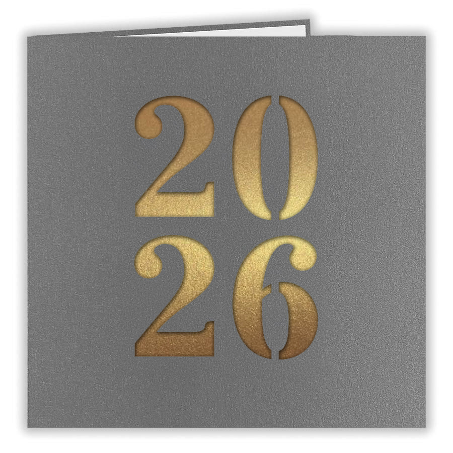 Graue Metallic-Neujahrskarte mit Laserstanzung 2026 und goldfarbenem Einlegeblatt