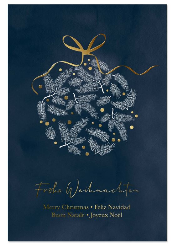 Nachtblaue Weihnachtskarte "Edler Festschmuck" mit Weihnachtskugel aus Tannenzweigen und Goldprägung