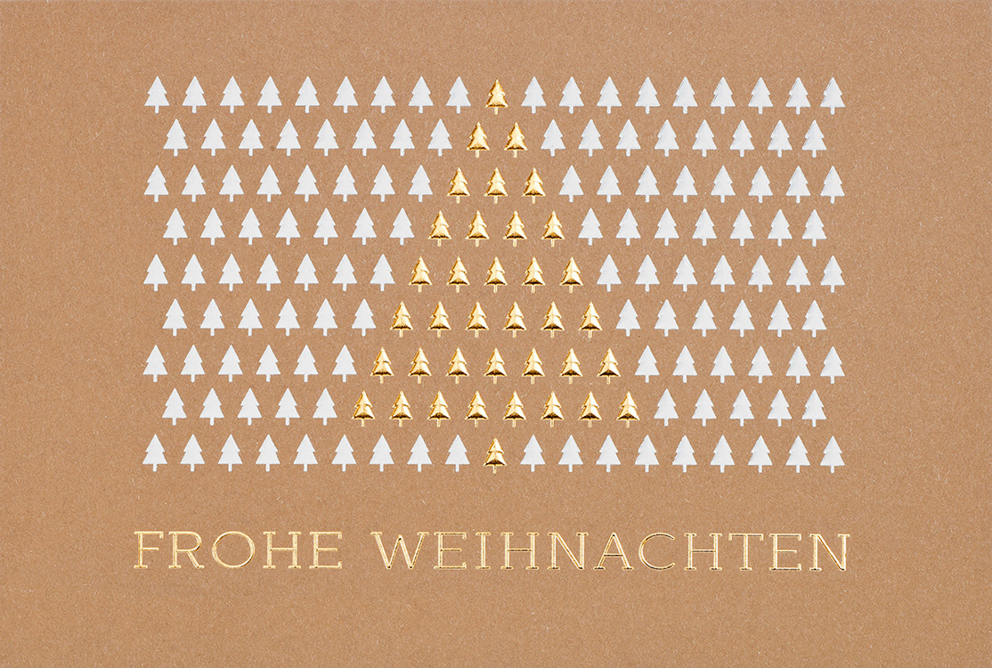Weihnachtskarte braun mit zahlreichen Weihnachtsbäumen