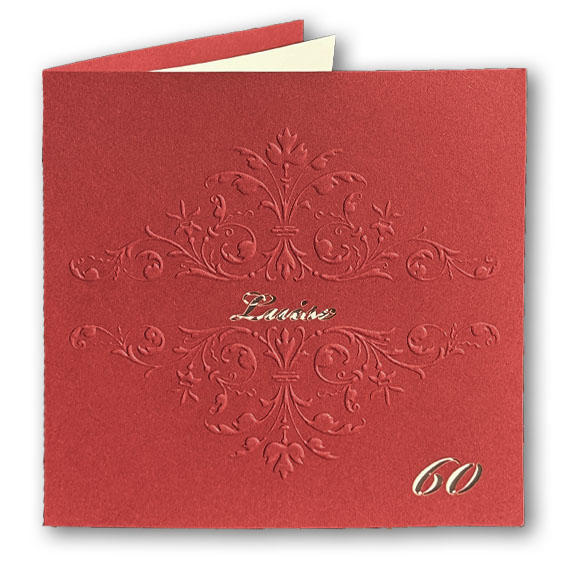 Bordeauxrote Einladungskarte zum 60. Geburtstag im eleganten Design mit geprägtem Ornament und individueller Laserstanzung