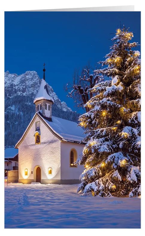 Winterliche Weihnachtskarte "Alpenkapelle" mit leuchtendem Weihnachtsbaum und Bergen in einer klaren Winternacht