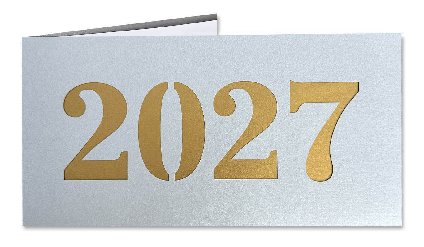 Silberne Neujahrskarte aus "Glamour" Metallic-Karton mit Laserstanzung 2027 und goldfarbenem Einleger