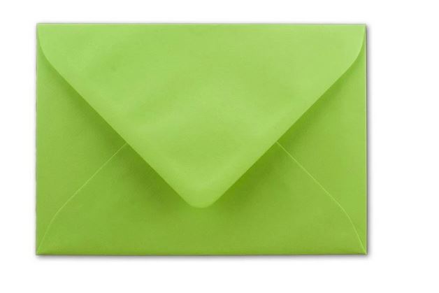 Briefumschlag DIN B6, 17,6 x 12,5 cm in maigrün, Nassklebung