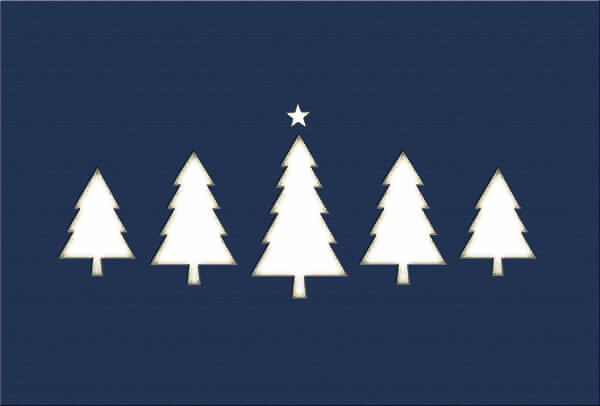 Dunkelblaue Weihnachtkarte mit cremefarbenem Falteinleger und Motivstanzung Bäume und Stern