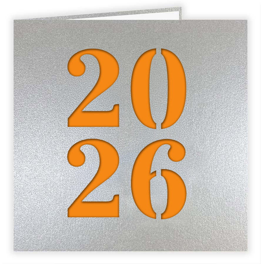 Silberne Neujahrskarte aus "Glamour" Metallic-Karton mit Laserstanzung 2026, orangenem Einlegeblatt