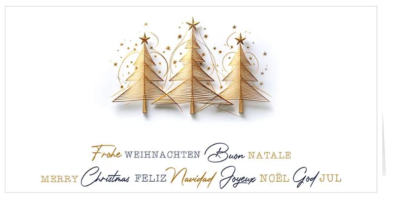 Internationale Weihnachtskarte "Goldenes Tannen-Trio" in weiß mit Weihnachtsbäumen in warmer Goldoptik