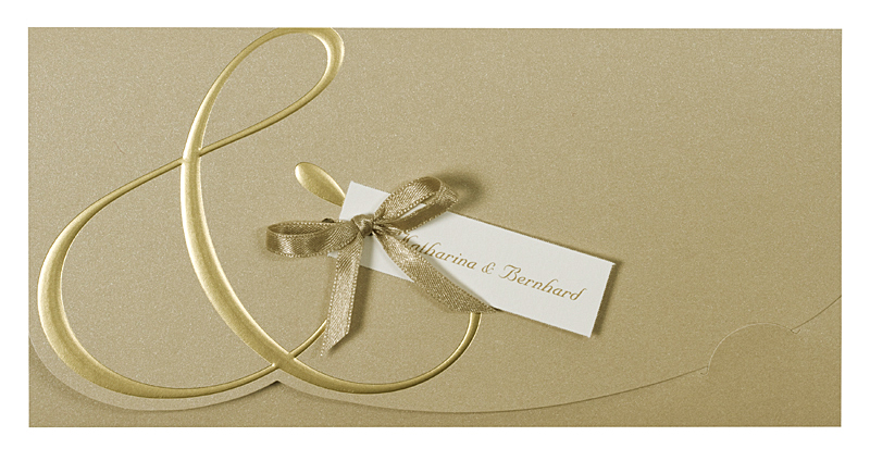 Hochzeitskarte in Sandmetallic mit Goldreliefprägung & Zeichen